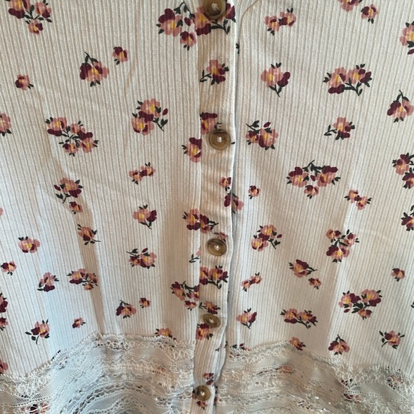 Girls top - Picture 3 of 5